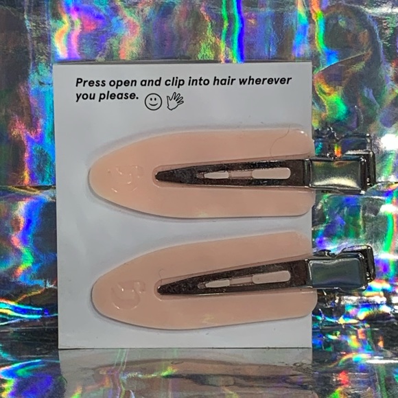 Glossier Other - NEW UNUSED LIMITED EDITION GLOSSIER HAIR CLIPS Glossier Other - NEW UNUSED LIMITED EDITION GLOSSIER HAIR CLIPS
